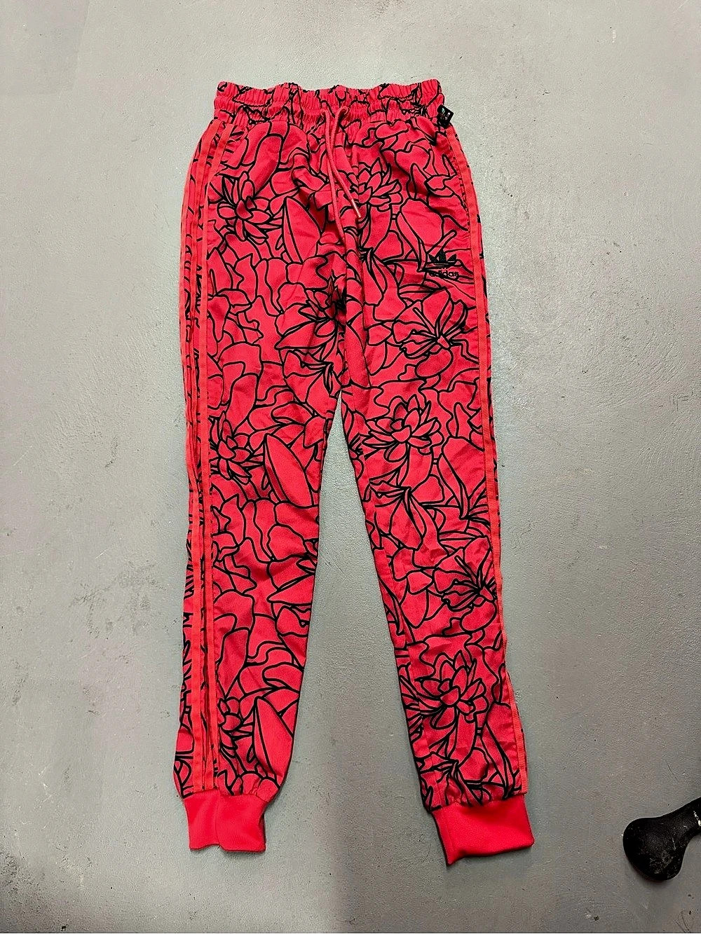 adidas Pharrell Williams Floral Track Pants red& Black XS/Small